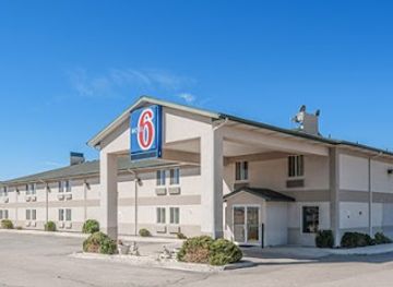 utah/beaver/nightclub/motel-6-beaver-ut