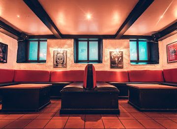 sweden/riksgransen/nightclub/rockbaren