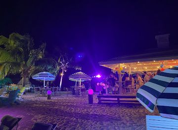 Peace & Plenty Beach Club