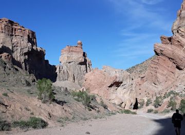 kazakhstan/charyn-canyon/nightclub/charyn-canyon-viewpoint