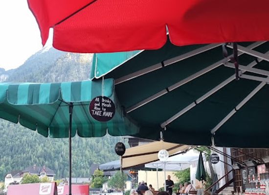 austria/hallstatt/nightclub/schirmbar-hallstatt-umbrella-bar-hallstatt