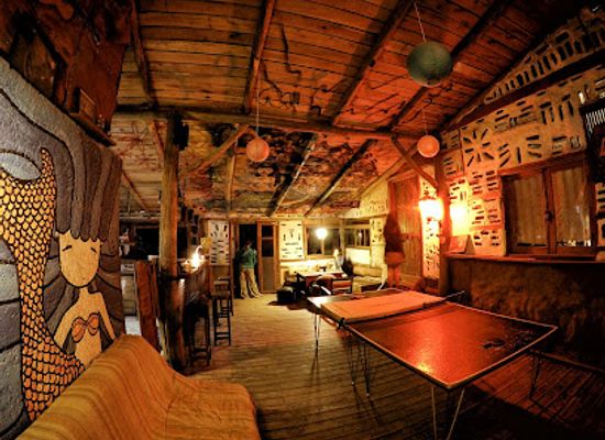 uruguay/rocha/nightclub/carabanchel-hostel-bar