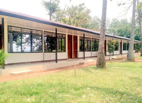 tanzania/kigoma/nightclub/aqua-lodge-hostel