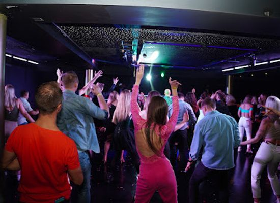 lithuania/vilnius/naujamiestis/nightclub/emenai-club