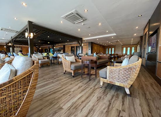 seychelles/mahe-island/nightclub/salon-vallee-de-mai-first-business-class-lounge