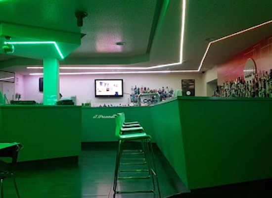 portugal/douro/nightclub/face-bar-lounge