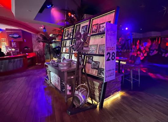 florida/orlando-theme-parks/nightclub/revenge-of-the-dead-coconut-club-in-3d
