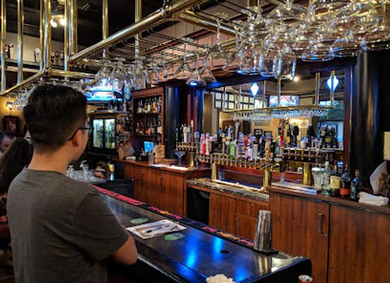 california/turlock/nightclub/10-east-kitchen-tap-house