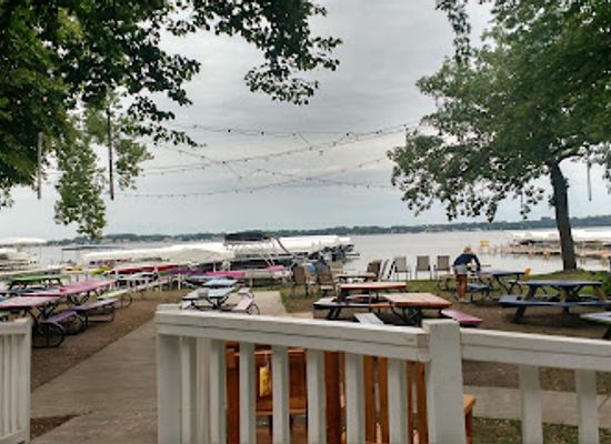 iowa/clear-lake/nightclub/clear-lake-tiki-bar