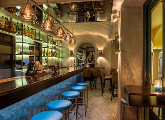 greece/corfu/corfu-old-town/nightclub/dell-acque-music-more
