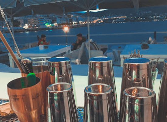 greece/crete/nightclub/bajamar-cocktail-bar