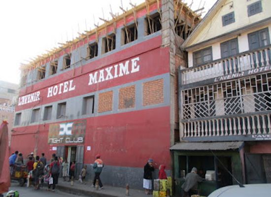 madagascar/antananarivo/nightclub/mxm-night-club