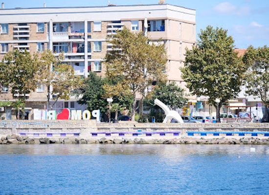 bulgaria/pomorie/nightclub/beach-pomorie