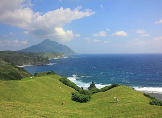 philippines/batanes/nightclub/rakuh-a-payaman-marlboro-country