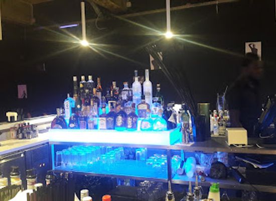 ghana/wala/nightclub/plot-7