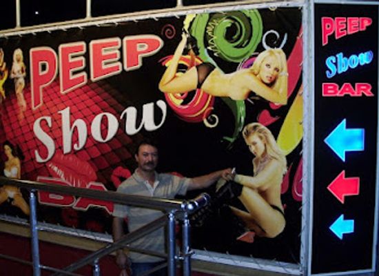 bulgaria/burgas/nightclub/strip-bar-peep-show-bar