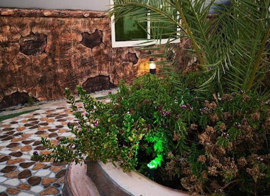 saudi-arabia/mecca/nightclub/shaleh-alaml