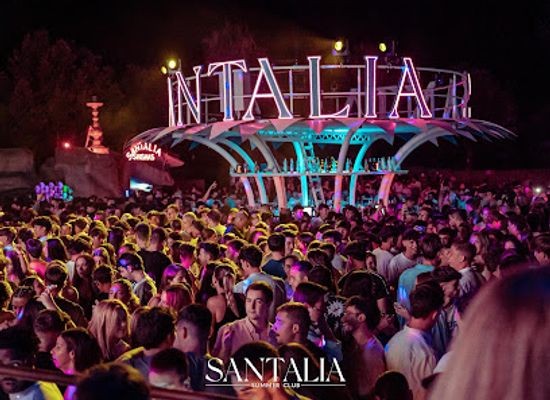 spain/extremadura/nightclub/santalia-summer-club