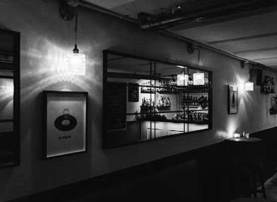australia/canberra/kingston/nightclub/11e-cave