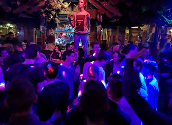 austria/karwendel-mountains/nightclub/mausefalle
