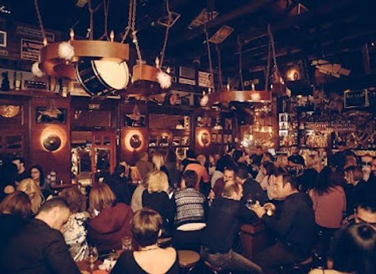 greece/larissa/nightclub/red-button-bar