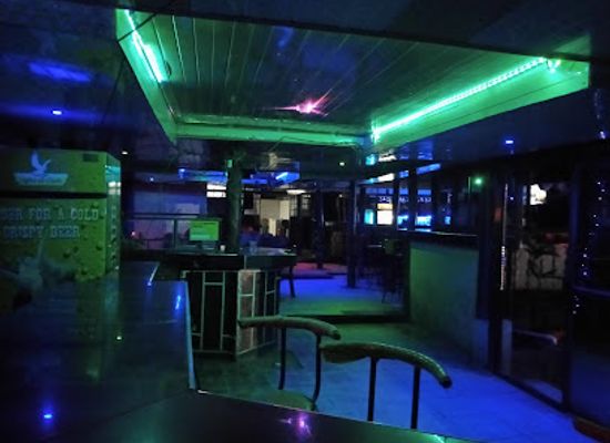 uganda/kampala/muyenga/nightclub/light-in-club