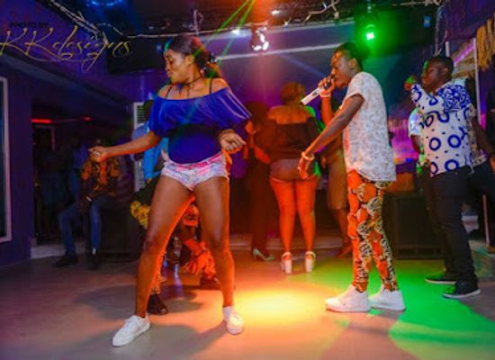 togo/lome/nightclub/premium-building-24-vibes-la-salle-shisha-club-2-0