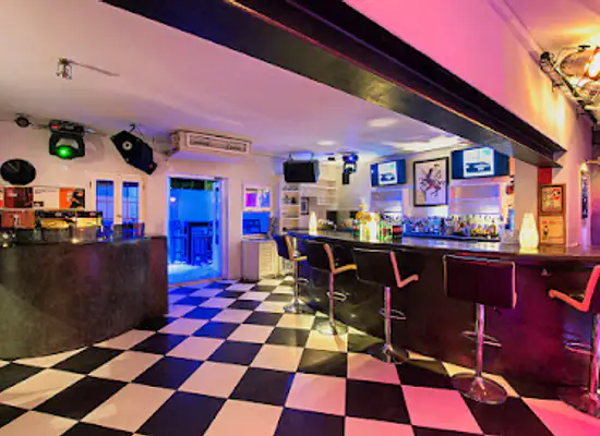 greece/santorini/nightclub/casablanca-soul