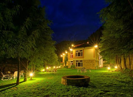 pakistan/kaghan/nightclub/arcadian-resorts