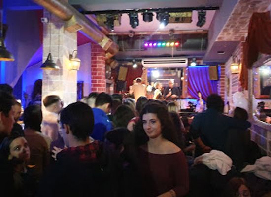 greece/athens/monastiraki/nightclub/karaoke-bar