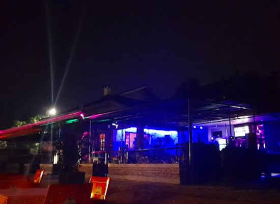 rwanda/ruhengeri/nightclub/afro-bistro-musanze