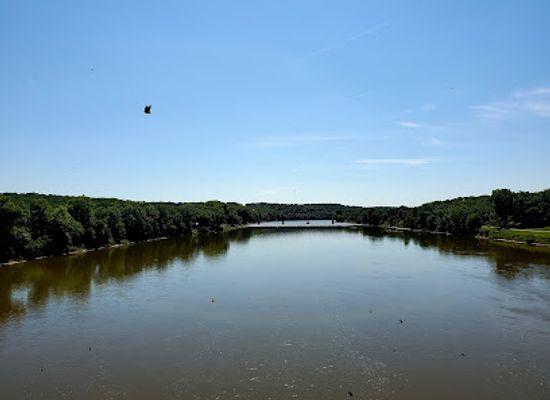 iowa/des-moines-river-valley/nightclub/des-moines-river