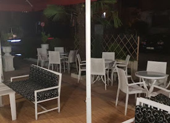 albania/luma/nightclub/vakia-lounge