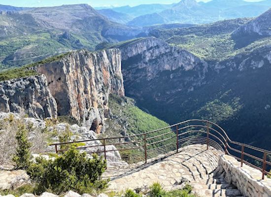 france/verdon-gorge/nightclub/depart-de-la-route-des-cretes