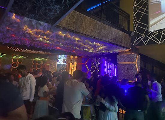 ethiopia/wollo/nightclub/the-wave-club-lounge