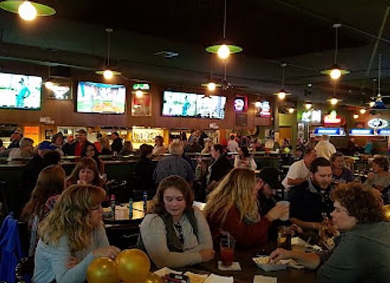 north-dakota/bismarck/nightclub/sports-page