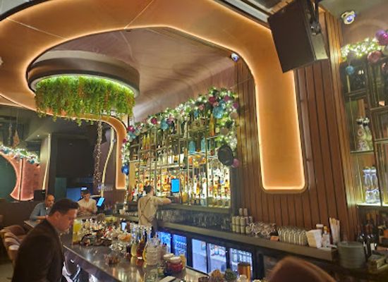 lebanon/beirut/gemmayzeh/nightclub/bar-nouveau