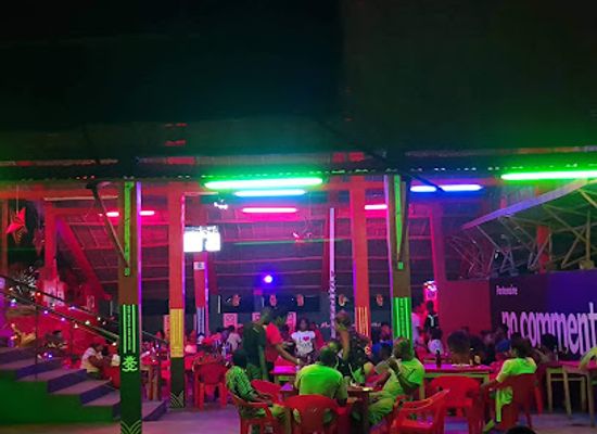 madagascar/toamasina/nightclub/discotheque-paradise