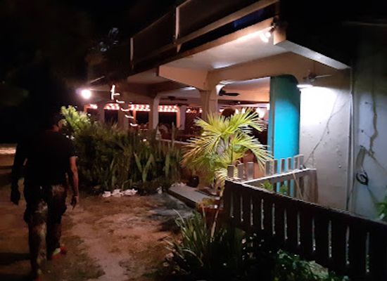 anguilla/sandy-ground/nightclub/sandbar