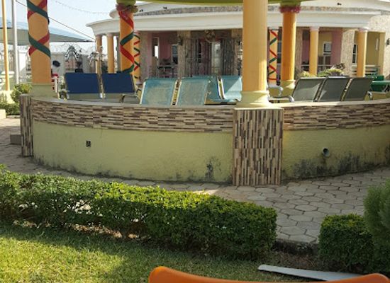 nigeria/niger-delta/nightclub/de-jays-gardens