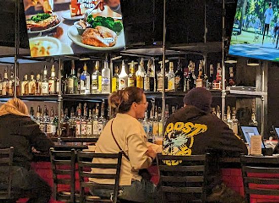 maine/waterville/nightclub/lion-s-den-tavern