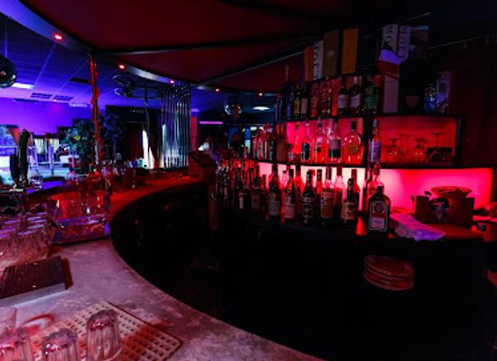 italy/sardinia/nightclub/la-perla-club