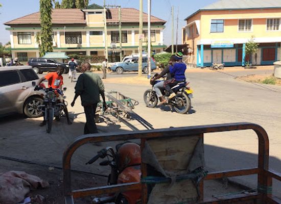 tanzania/tabora/nightclub/four-ways