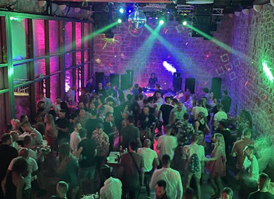 croatia/dubrovnik/nightclub/club-lazareti