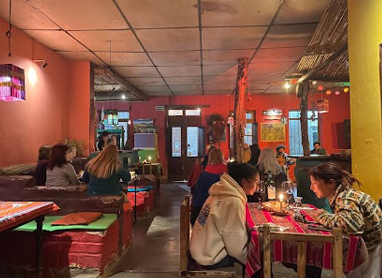 argentina/quebrada-de-humahuaca/nightclub/aisito