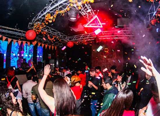 ecuador/azuay-region/nightclub/hideout-disco-club