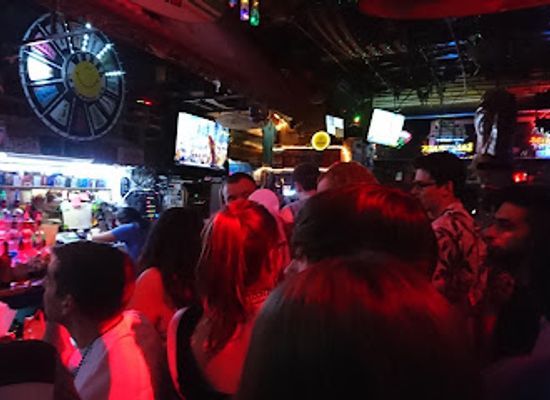 kansas/lawrence/nightclub/the-sandbar