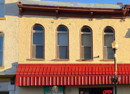 west-virginia/fairmont/nightclub/t-g-s-lounge-cafe