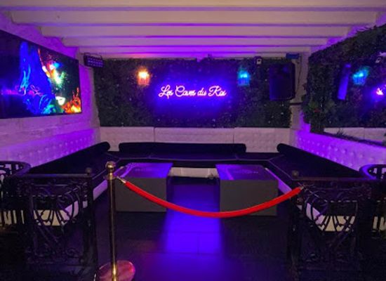 france/versailles/nightclub/les-caves-du-roi-soleil-bar-club-discotheque