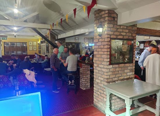 ireland/county-kildare/nightclub/christys-bar-and-lounge